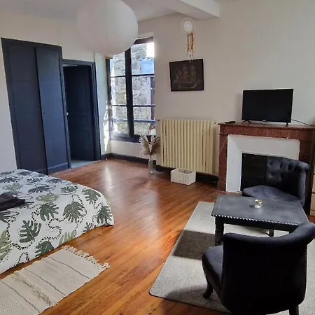 Dans Maison De - 2 Personnes *
